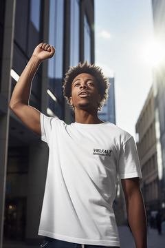 T Shirt Unisex "Vielfalt gegen Rechts"